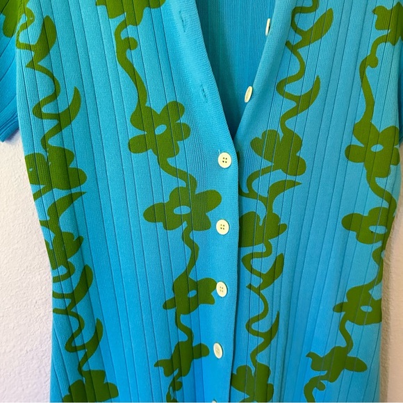 Blue and green floral print ribbed dress with buttons - Picture 9 of 9